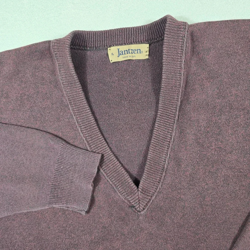 Jantzen Mens XL Burgundy Sweater V-Neck Pullover Vintage Made in USA M209 Knit‎